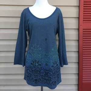 Erge designs women's long 3/4 sleeve shirt $5/25